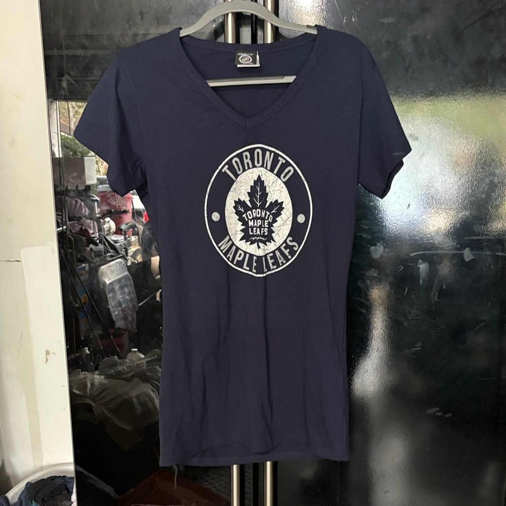 Toronto Maple Leafs Women's Navy Short Sleeve V-Neck Tee
